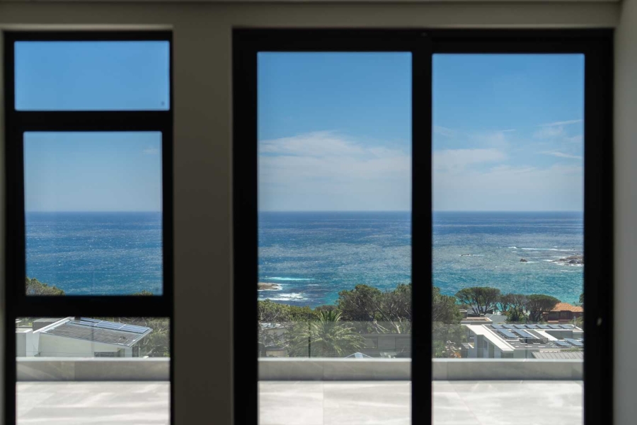 5 Bedroom Property for Sale in Camps Bay Western Cape